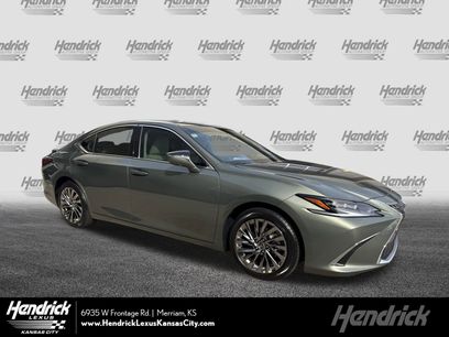 New 2025 Lexus ES 300h Ultra Luxury
