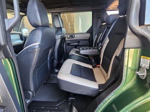 Used 2024 Ford Bronco Wildtrak image 11