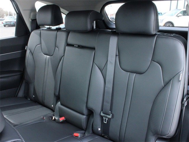 Used 2025 Kia Sorento S w/ Panoramic Sunroof Package FWD image 9