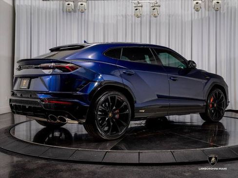 Used 2024 Lamborghini Urus S AWD/4WD image 14