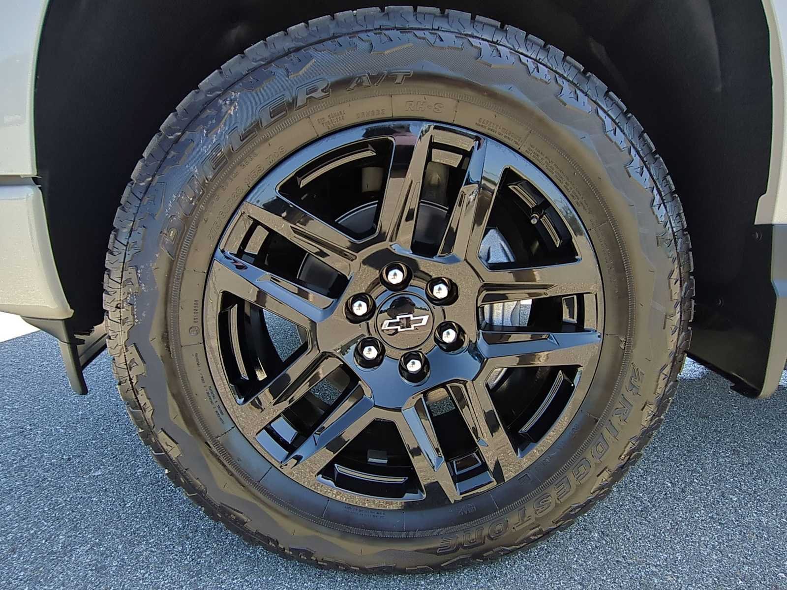 New 2026 Chevrolet Silverado 1500 RST w/ Z71 Off-Road Package AWD/4WD image 29