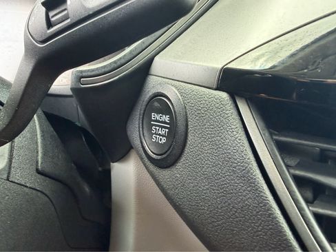 Used 2023 Ford Escape Active AWD/4WD image 18