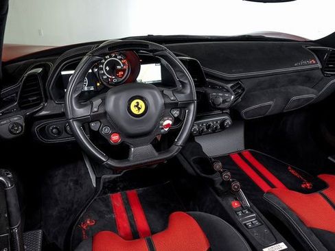 Certified 2015 Ferrari 458 Speciale A image 5