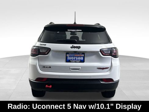 Used 2024 Jeep Compass Trailhawk w/ Trailhawk Elite Group AWD/4WD image 10