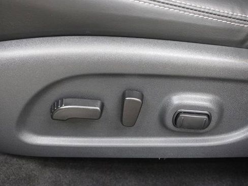 Certified 2024 Nissan Murano SV FWD image 17