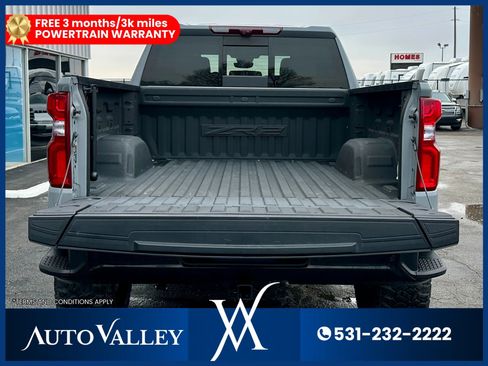 Used 2024 Chevrolet Silverado 1500 ZR2 w/ Technology Package image 42