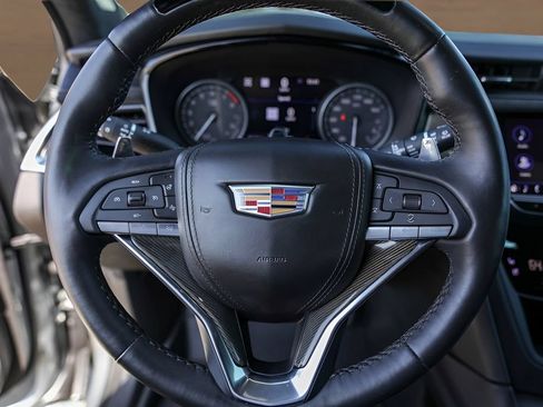 Certified 2024 Cadillac XT6 Sport w/ Platinum Package AWD/4WD image 12