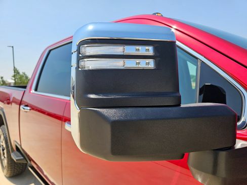Used 2024 GMC Sierra 2500 Denali w/ Denali Reserve Package AWD/4WD image 12