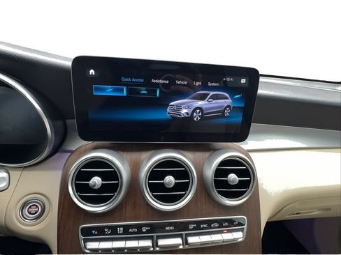 Used 2022 Mercedes-Benz GLC 300 4MATIC w/ Premium Package Lite image 47
