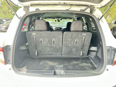 Certified 2022 Honda Pilot Sport image 9