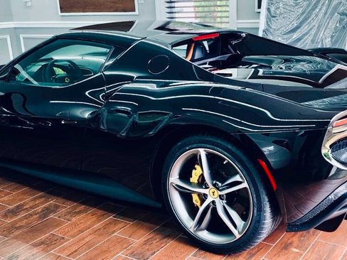 Used 2023 Ferrari 296 GTB RWD image 3