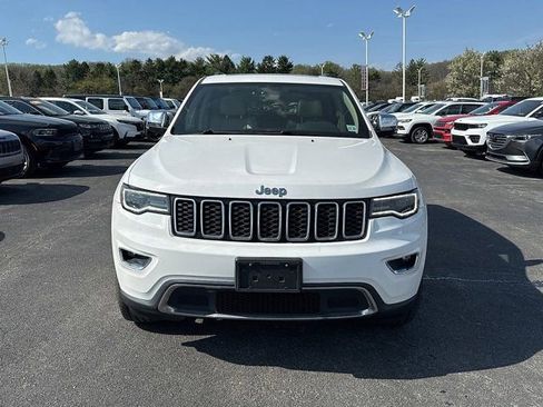 Used 2018 Jeep Grand Cherokee Limited w/ Luxury Group II image 2