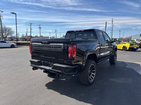 Used 2024 GMC Sierra 1500 AT4 w/ Technology Package image 6