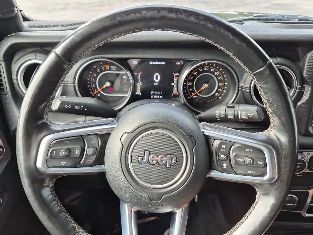Used 2021 Jeep Wrangler Unlimited Sahara AWD/4WD image 15