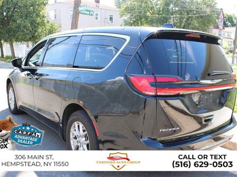 Used 2025 Chrysler Pacifica Select FWD image 7