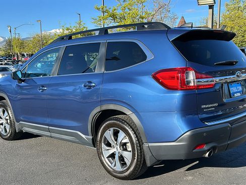 Used 2022 Subaru Ascent Premium w/ Convenience Package AWD/4WD image 8