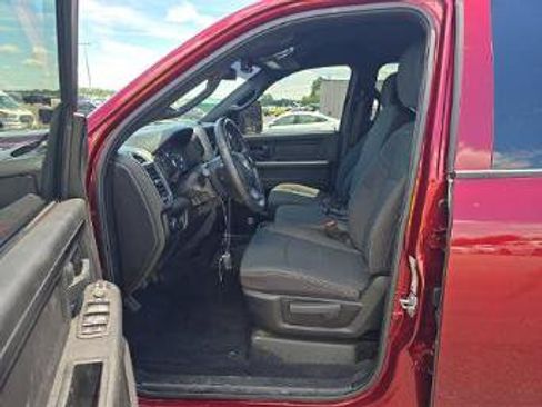 Used 2024 RAM 3500 Tradesman w/ Chrome Appearance Group AWD/4WD image 21
