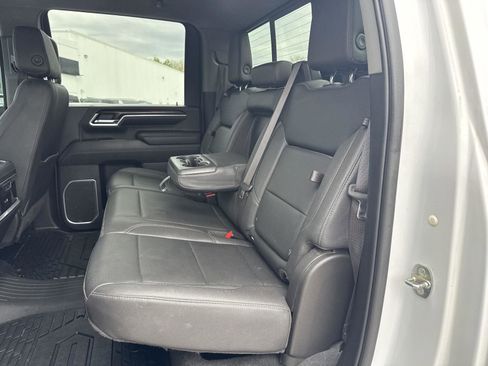 Used 2024 GMC Sierra 2500 SLT w/ SLT Premium Package AWD/4WD image 16