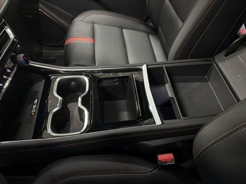 New 2026 Chevrolet Traverse RS w/ LPO, Floor Liner Package image 27