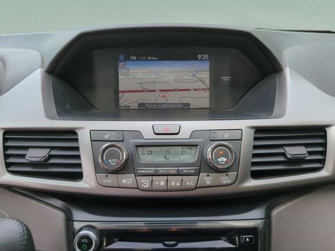 Used 2017 Honda Odyssey Touring image 24