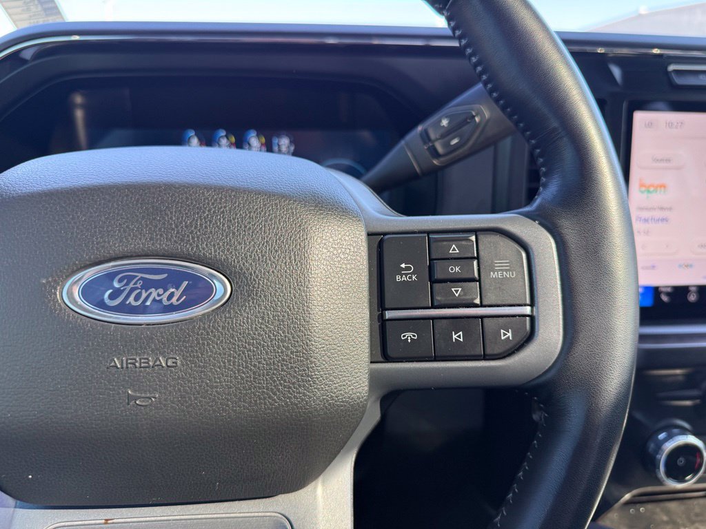 Used 2023 Ford F250 Lariat w/ Lariat Ultimate Package AWD/4WD image 12