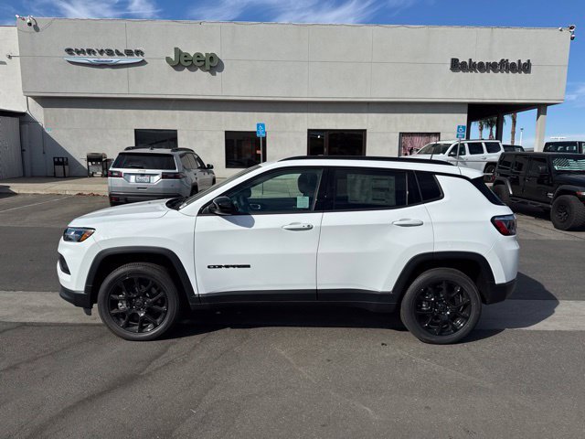 New 2026 Jeep Compass Latitude AWD/4WD image 2