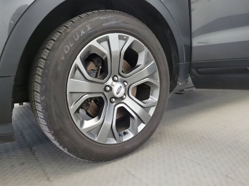 Used 2018 Ford Explorer Sport AWD/4WD image 31
