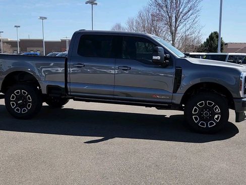New 2025 Ford F250 Platinum image 5
