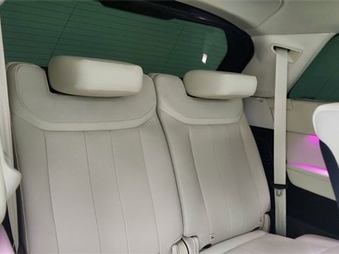 Used 2024 Land Rover Range Rover Long Wheelbase SE image 27