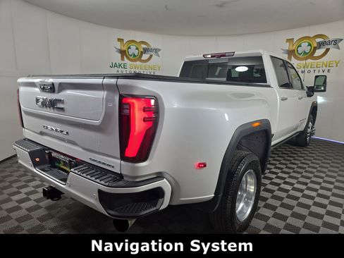 Certified 2024 GMC Sierra 3500 Denali Ultimate image 9
