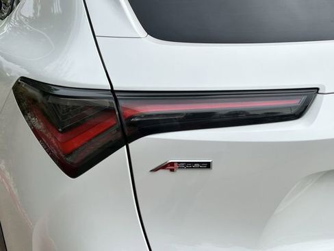 Used 2025 Acura ADX A-Spec image 7