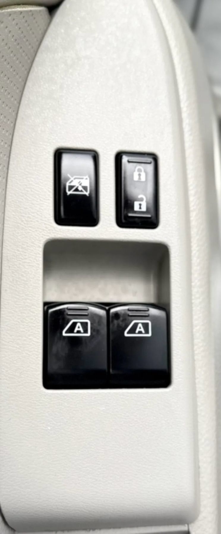 Used 2007 INFINITI G35 Coupe w/ Premium Pkg RWD image 22