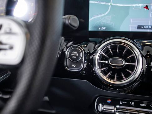 Used 2022 Mercedes-Benz GLA 45 AMG 4MATIC image 37