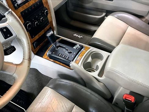 Used 2008 Jeep Grand Cherokee Limited AWD/4WD image 18