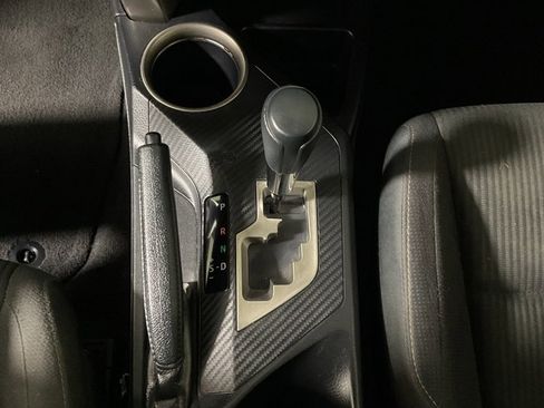 Used 2015 Toyota RAV4 XLE image 25