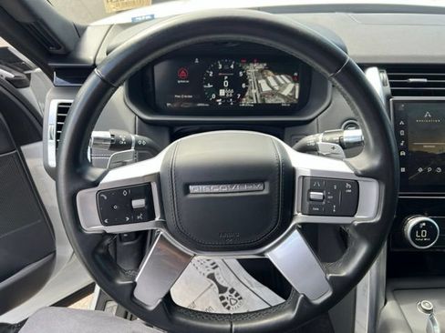 Used 2022 Land Rover Discovery HSE R-Dynamic AWD/4WD image 11