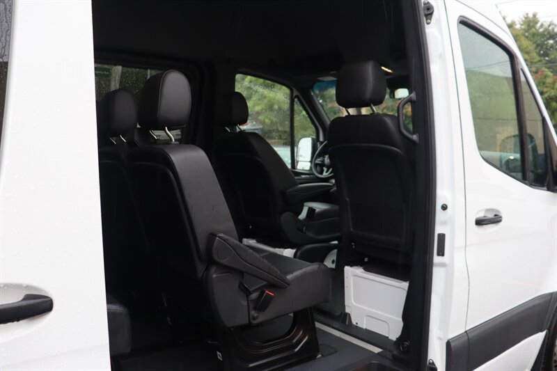 Used 2024 Mercedes-Benz Sprinter 2500 image 24