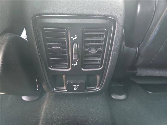 Used 2021 Jeep Grand Cherokee Laredo X AWD/4WD image 19