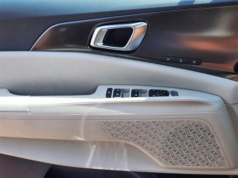 New 2026 Kia Carnival SX w/ SX Dark Edition Package image 7