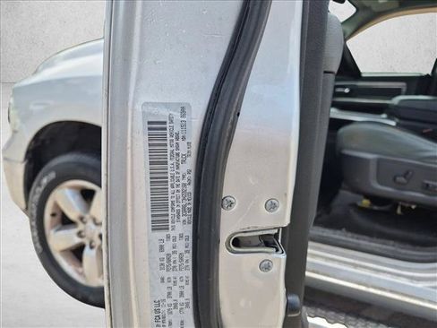 Used 2017 RAM 1500 Lone Star RWD image 10
