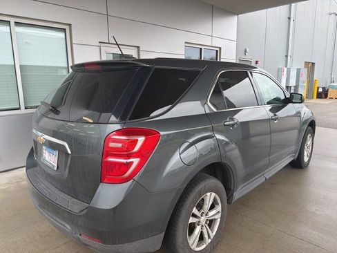 Used 2017 Chevrolet Equinox LS image 5