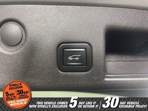 Used 2020 Chevrolet Equinox LT image 27