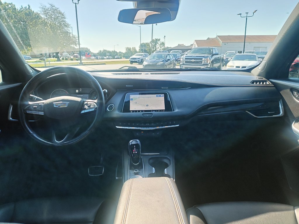 Used 2023 Cadillac XT4 Sport w/ LPO, Onyx Lite Package AWD/4WD image 17