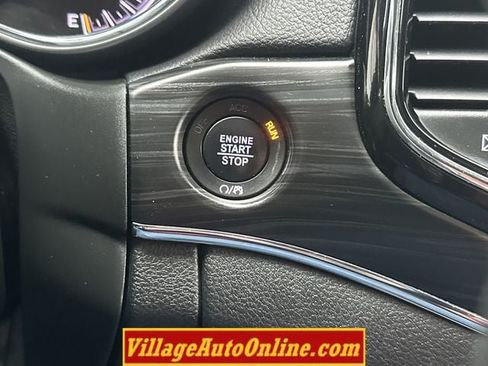 Used 2020 Jeep Grand Cherokee Limited w/ Luxury Group II AWD/4WD image 27