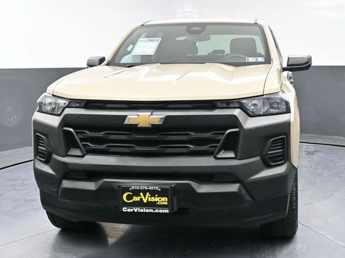 Used 2023 Chevrolet Colorado W/T image 5
