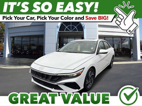 Used 2025 Hyundai Elantra SEL image 1