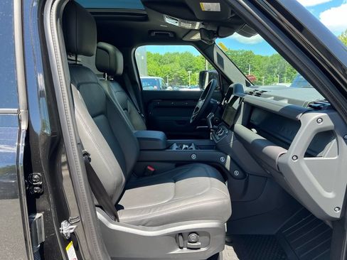 New 2026 Land Rover Defender 110 X AWD/4WD image 27