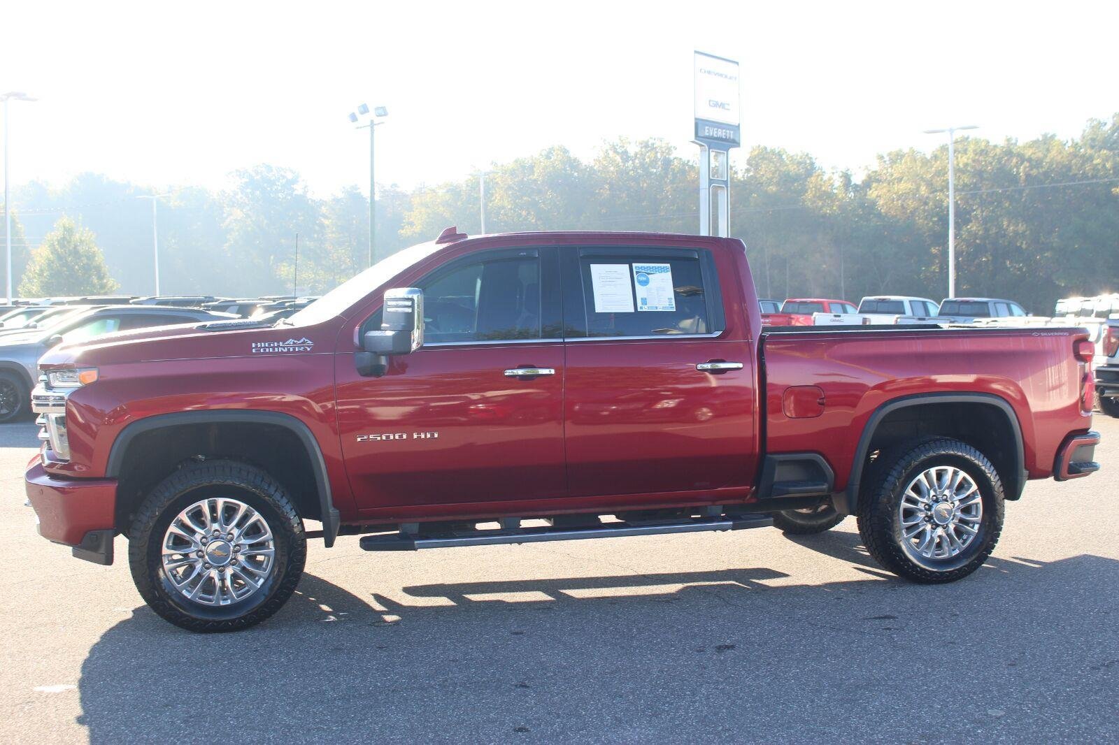 Used 2022 Chevrolet Silverado 2500 High Country w/ Z71 Off-Road Package AWD/4WD image 4