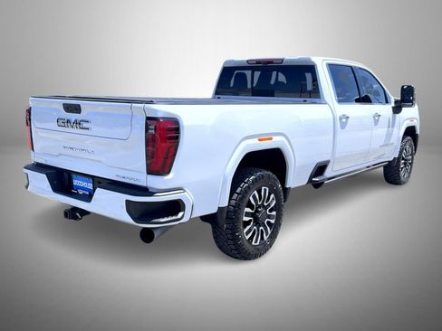 Used 2024 GMC Sierra 3500 Denali Ultimate AWD/4WD image 5