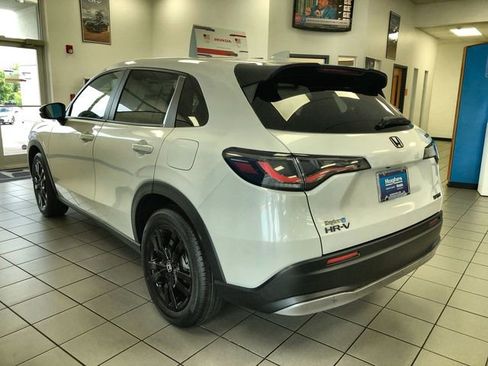 New 2026 Honda HR-V Sport image 4